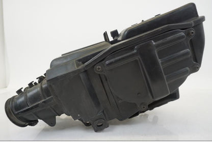 Snett uppifrån på Luftburk från en Honda CB 750 -2002 motorcykel.