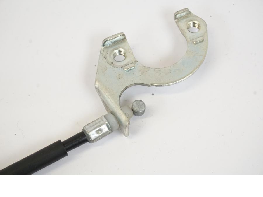 Snett uppifrån på Sadellåsmekanism från en Yamaha MT-07 -2016 motorcykel.