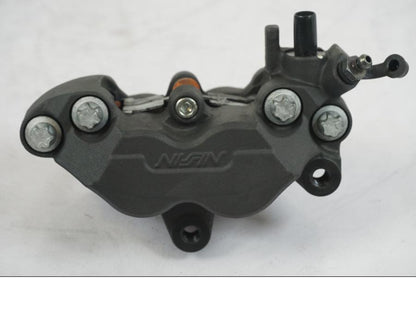 Framsidan på Bromsok från en Kawasaki Z 900 -2021 motorcykel.