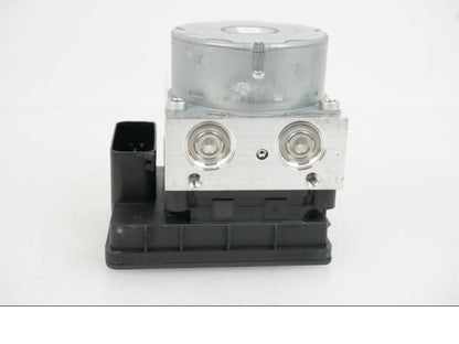 Snett uppifrån på ABS Modulator från en BMW R 1250 GSA -2021 motorcykel.