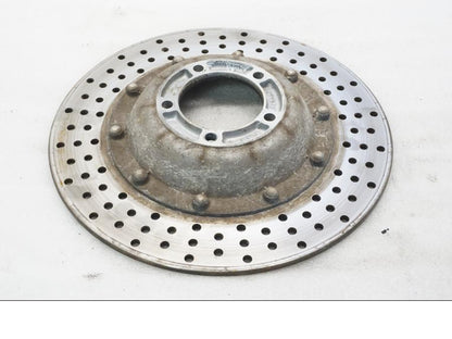 Baksidan på Bromsskiva från en BMW R 90 -1975 motorcykel.