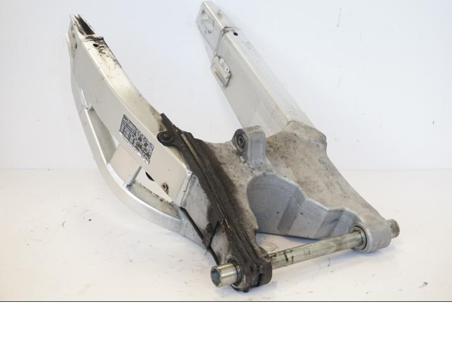 Snett uppifrån på Sving från en Honda CBR 900 RR -2001 motorcykel.