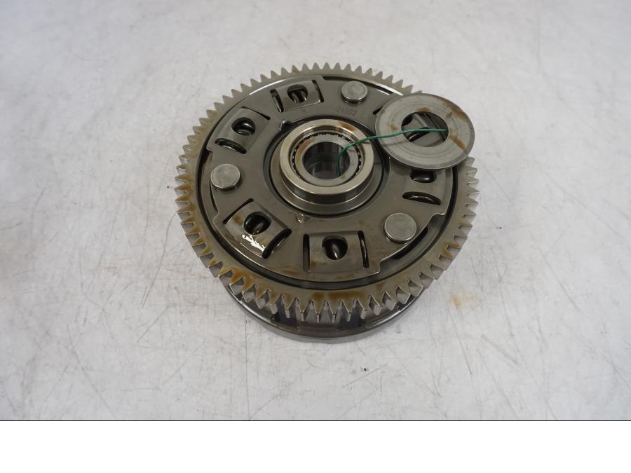 Höger sida på Kopplingskorg från en BMW F 750 GS -2020 motorcykel.