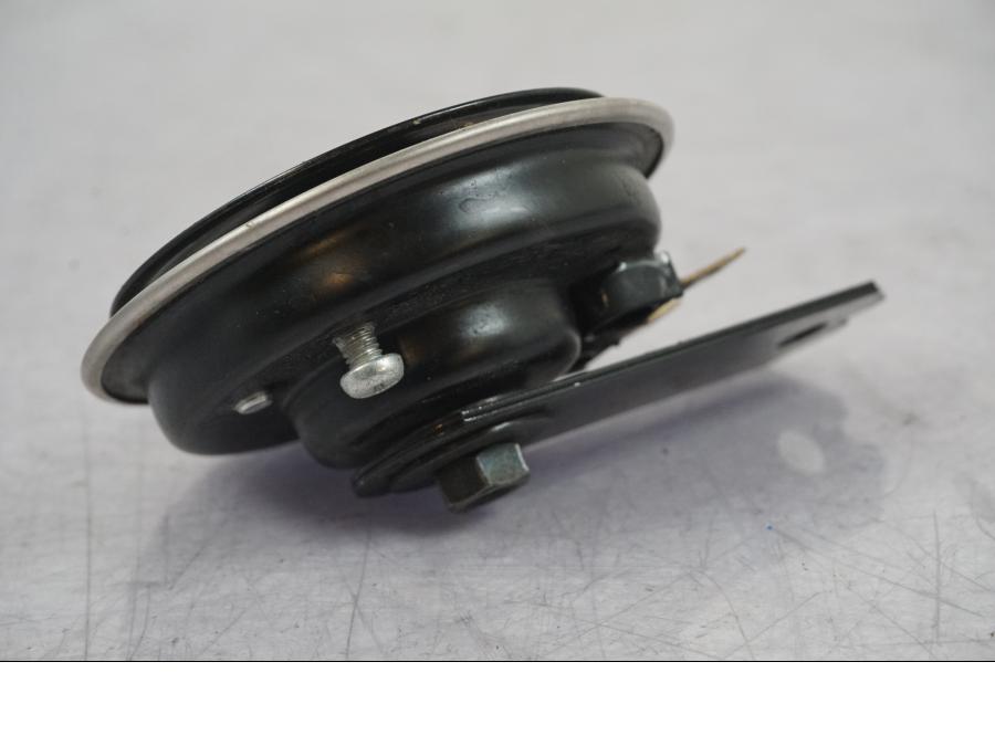 Baksidan på Signalhorn / Tuta från en Yamaha MT-09 SP -2018 motorcykel.