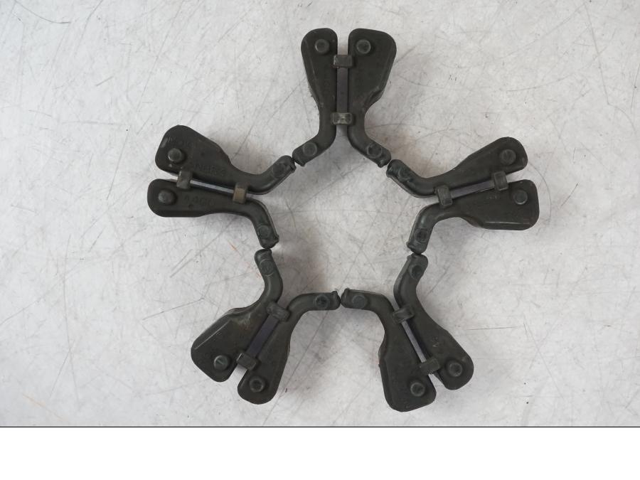 Framsidan på Ryckutjämnare från en Suzuki GSF 1250 -2010 motorcykel.