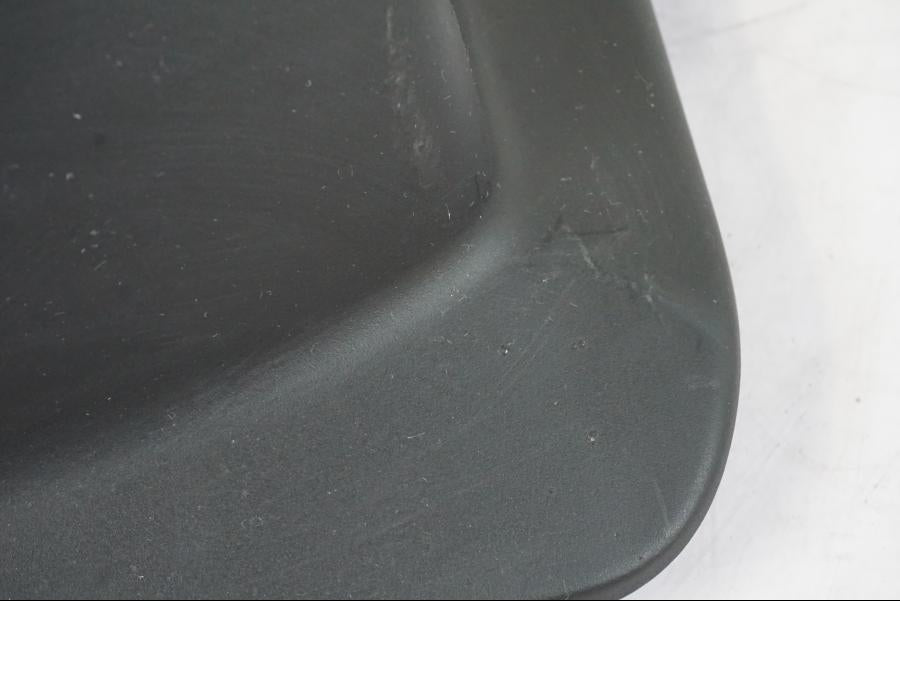 Snett uppifrån på Svingskärm från en Kawasaki ER-6N -2016 motorcykel.