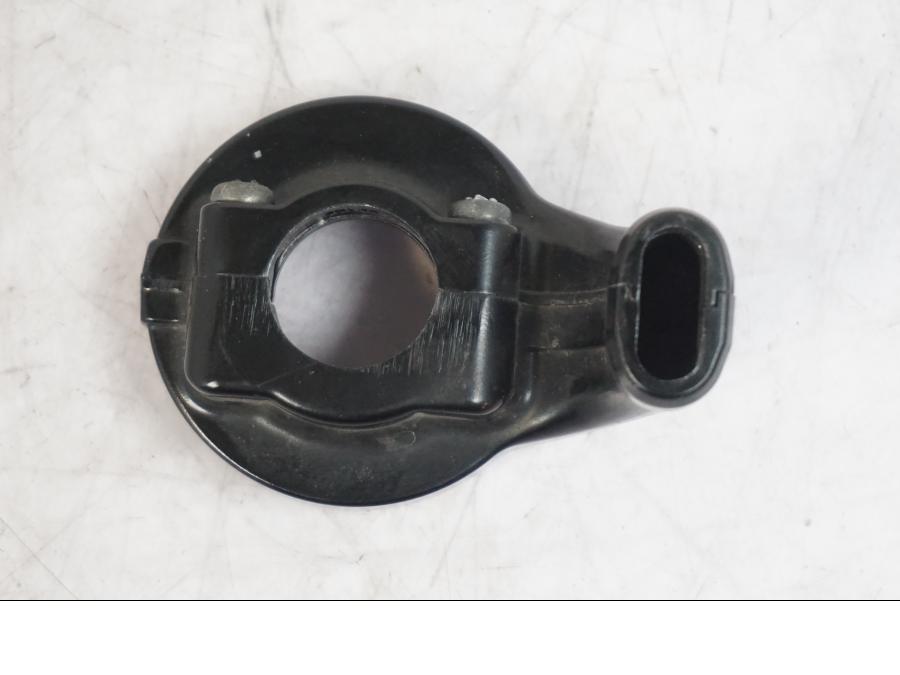 Höger sida på Gasklo från en Triumph Tiger -2009 motorcykel.