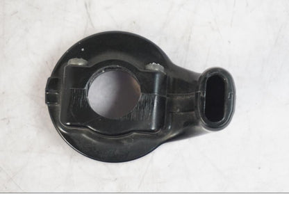 Höger sida på Gasklo från en Triumph Tiger -2009 motorcykel.