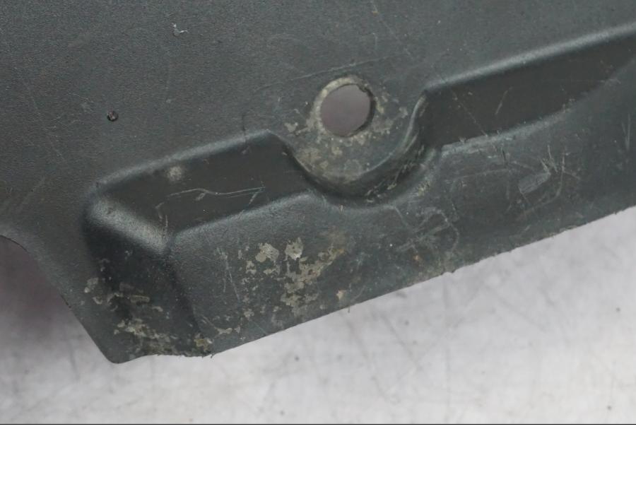 Vänster sida på Bakvinge från en Yamaha MT-09 -2016 motorcykel.