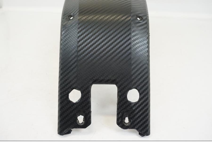 Baksidan på Bensintankskåpa från en Yamaha XSR 700 -2016 motorcykel.