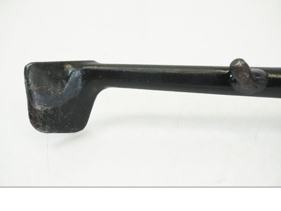 Snett uppifrån på Sidostöd från en Suzuki GSX 1300 R -2017 motorcykel.