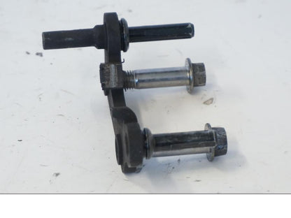 Höger sida på Bromsoksfäste från en Kawasaki ER-6N -2012 motorcykel.