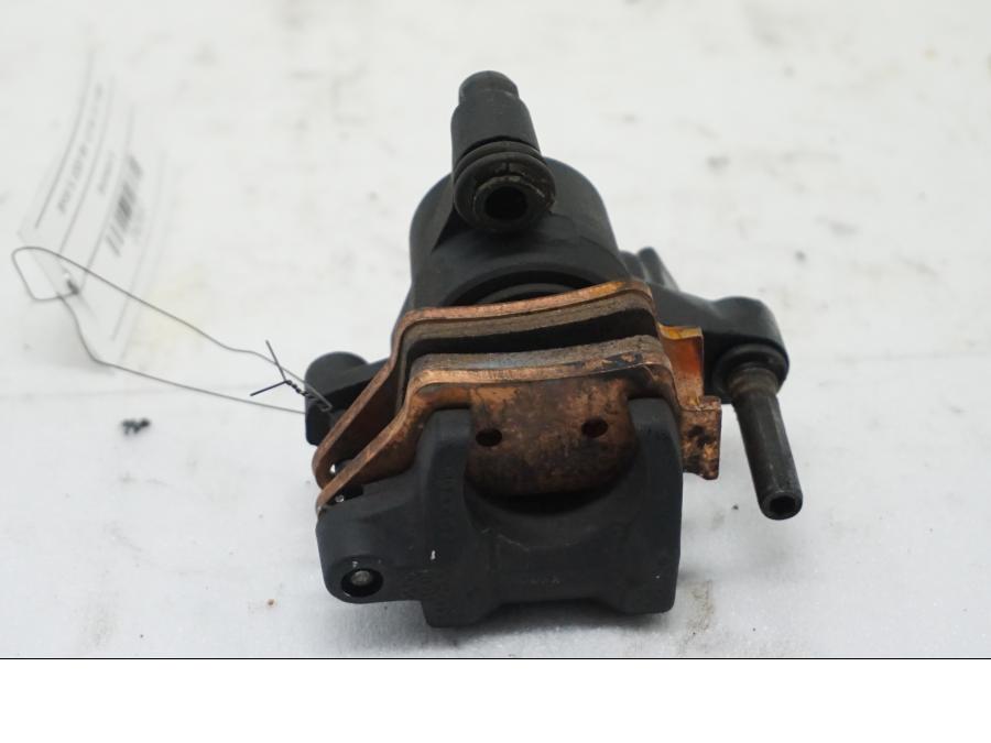 Baksidan på Bromsok från en BMW S 1000 RR -2010 motorcykel.