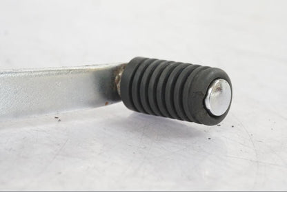 Baksidan på Växelpedal från en Honda CB 750 -1996 motorcykel.