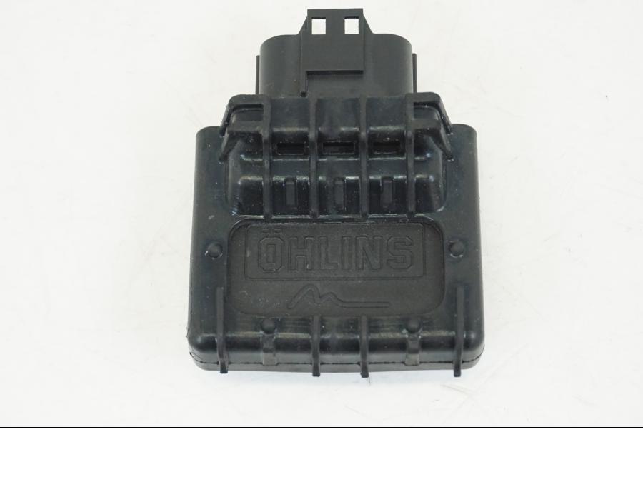 Framsidan på ESA Control Unit från en Ducati Streetfighter V4 -2020 motorcykel.