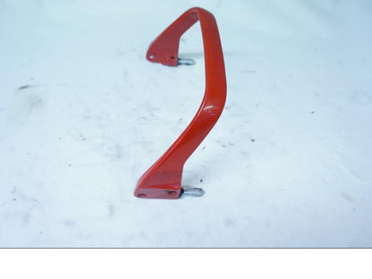 Snett uppifrån på Passagerarhandtag från en Ducati 750 SS -1995 motorcykel.