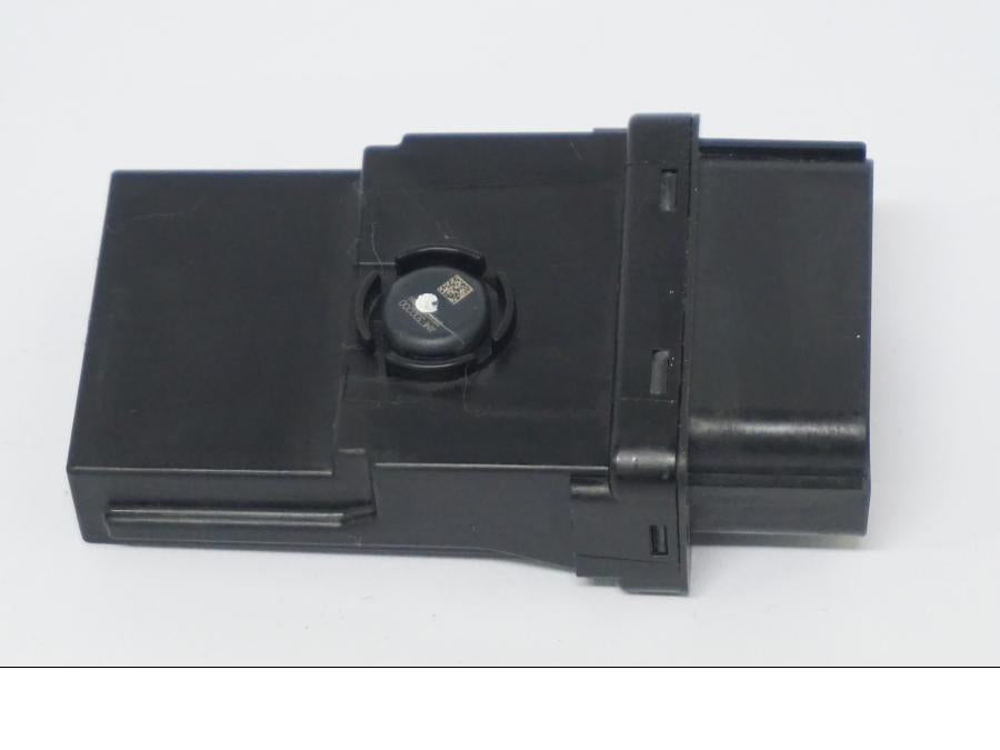 Baksidan på Styrbox från en BMW R 1250 GS -2022 motorcykel.