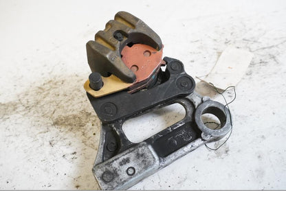 Höger sida på Bromsok från en Kawasaki ZX-9R -2003 motorcykel.