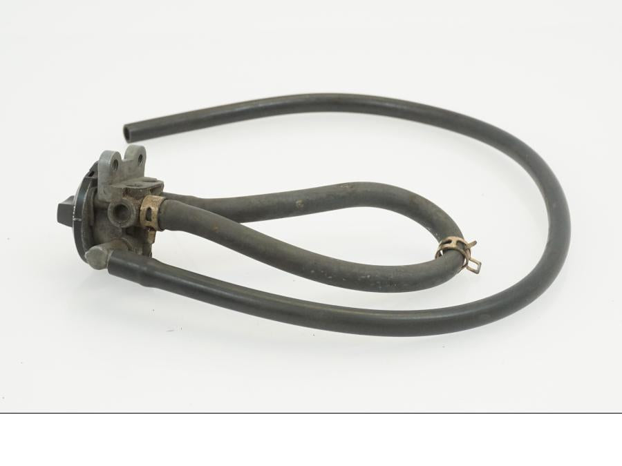 Baksidan på Bensinkran från en Kawasaki ZX-6R -1995 motorcykel.