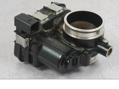 Framsidan på Spjällhus från en BMW R 1200 GS -2018 motorcykel.