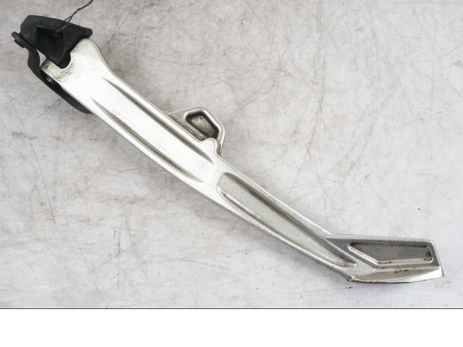 Framsidan på Sidostöd från en Buell 1125 R -2008 motorcykel.