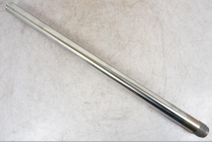 Framsidan på Gaffelben från en Honda VF 750 S -1982 motorcykel.