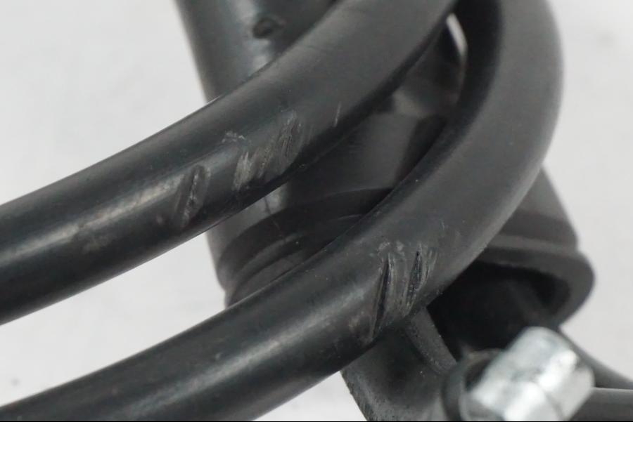 Extrabild2 på Gasvajer från en Yamaha YZF 1000 R1 -2007 motorcykel.