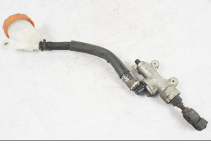 Framsidan på Bromshuvudcylinder från en Honda CBR 1000 F -1989 motorcykel.