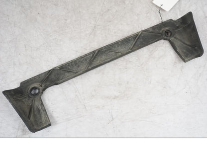 Vänster sida på Vattenkylkåpa från en Triumph Tiger -2009 motorcykel.