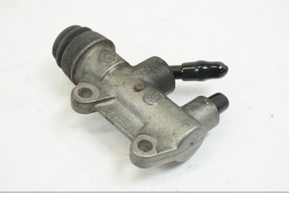 Höger sida på Bromshuvudcylinder från en Ducati Streetfighter S -2011 motorcykel.