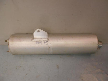 Höger sida på Ljuddämpare från en Suzuki SV 1000 -2006 motorcykel.