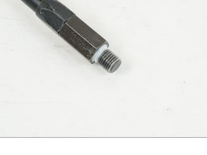 Snett nerifrån på Backspegel från en Triumph Speed Triple -2008 motorcykel.