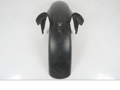 Snett nerifrån på <p>Framskärm fram från Honda XL 700 VA 2008.</p>

<p>Repor finns se bilder.</p> motorcykel.