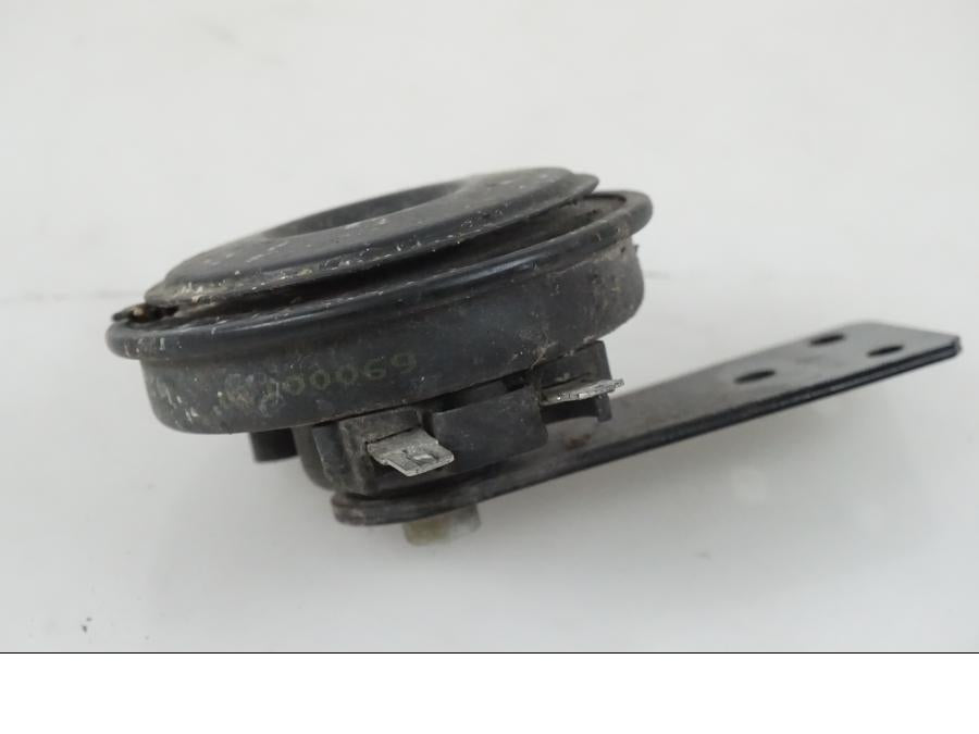 Höger sida på Signalhorn / Tuta från en H-D Adventure Pan America Special RA1250S -2021 motorcykel.