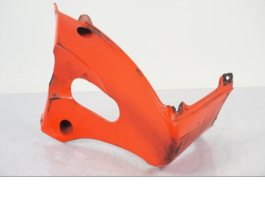 Framsidan på Magkåpa från en Aprilia RS 125 -2000 motorcykel.