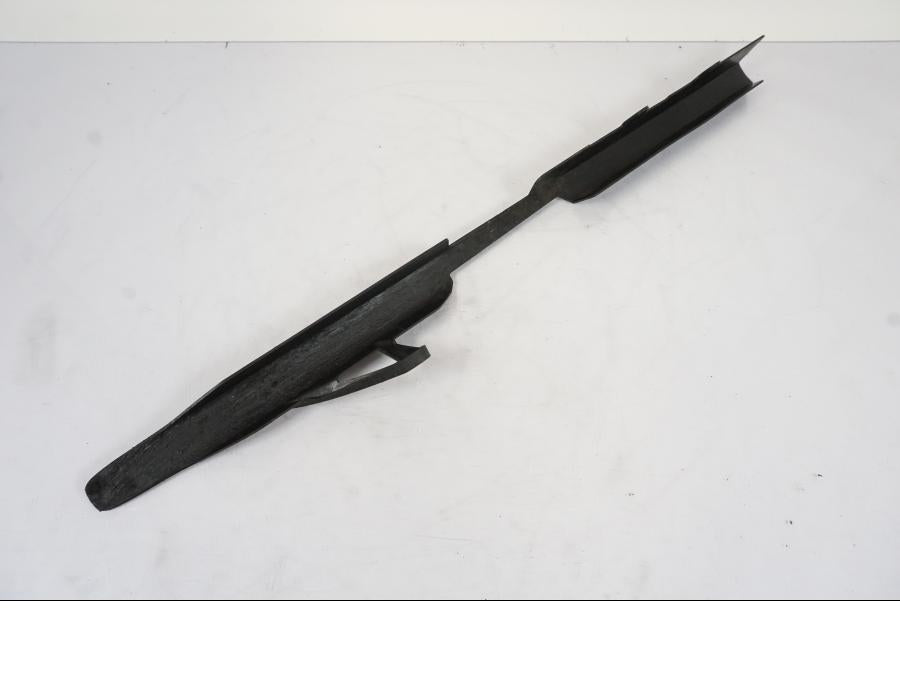 Snett uppifrån på Kedjeskydd från en BMW S 1000 XR -2019 motorcykel.