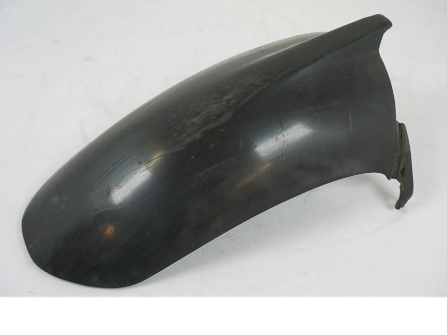 Framsidan på Svingskärm från en Aprilia RS 125 -2000 motorcykel.