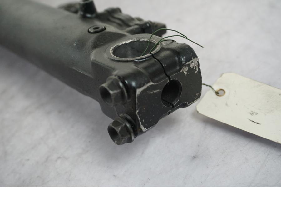 Extrabild2 på Gaffelben från en Honda VFR 750 -1988 motorcykel.