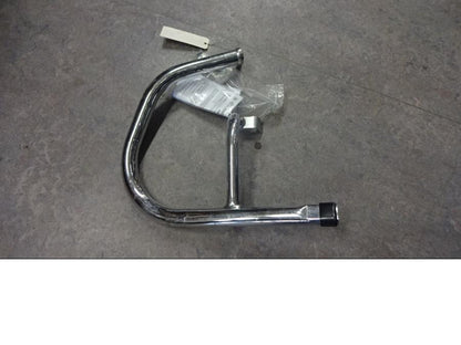 Framsidan på Motorskyddsbåge från en Kawasaki VN 900 -2008 motorcykel.