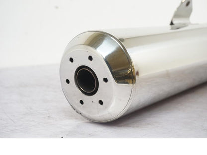 Baksidan på Ljuddämpare från en Yamaha FJR 1300 -2007 motorcykel.