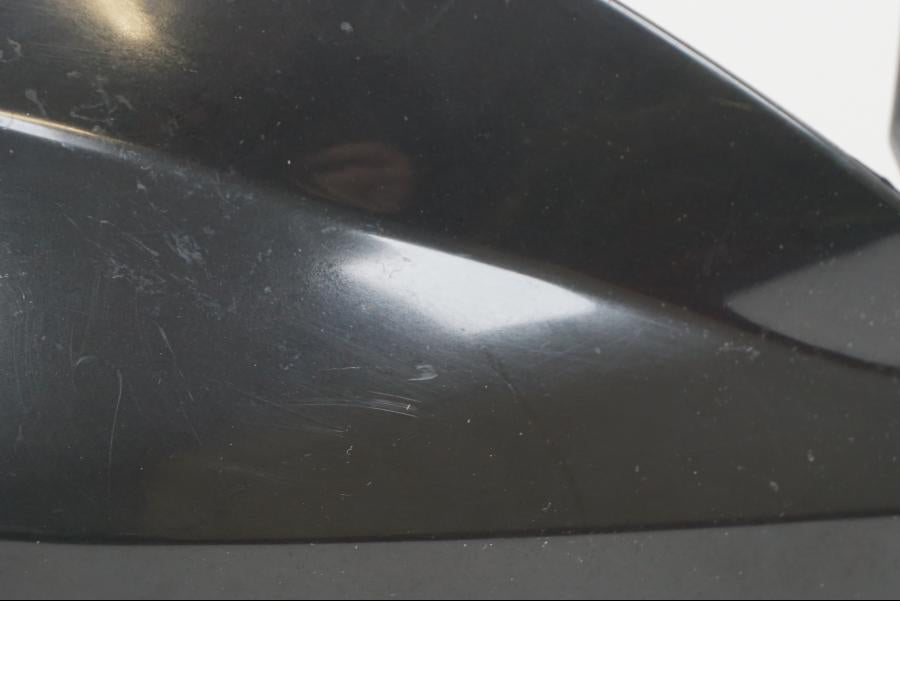 Vänster sida på Handskydd från en KTM 1090 Adventure -2018 motorcykel.