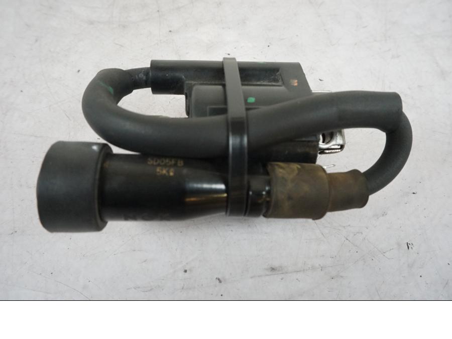 Framsidan på Tändspole från en Yamaha MT 125 -2017 motorcykel.