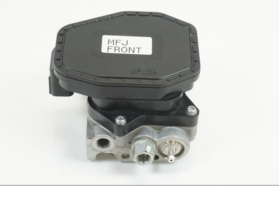 Framsidan på ABS Modulator från en Honda CBR 1000 RR -2010 motorcykel.