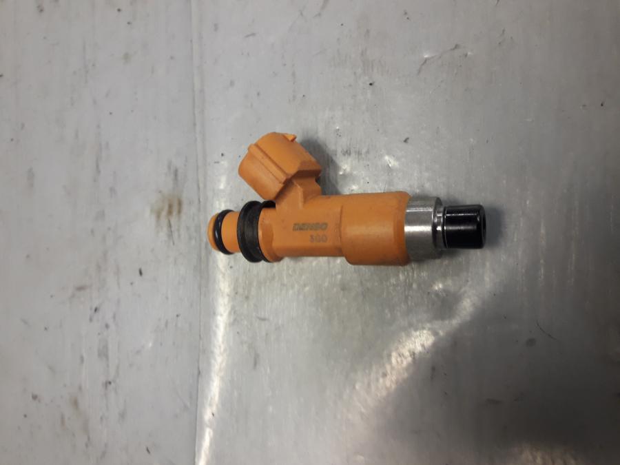 Framsidan på Spridare från en Yamaha FZ-6 -2004 motorcykel.