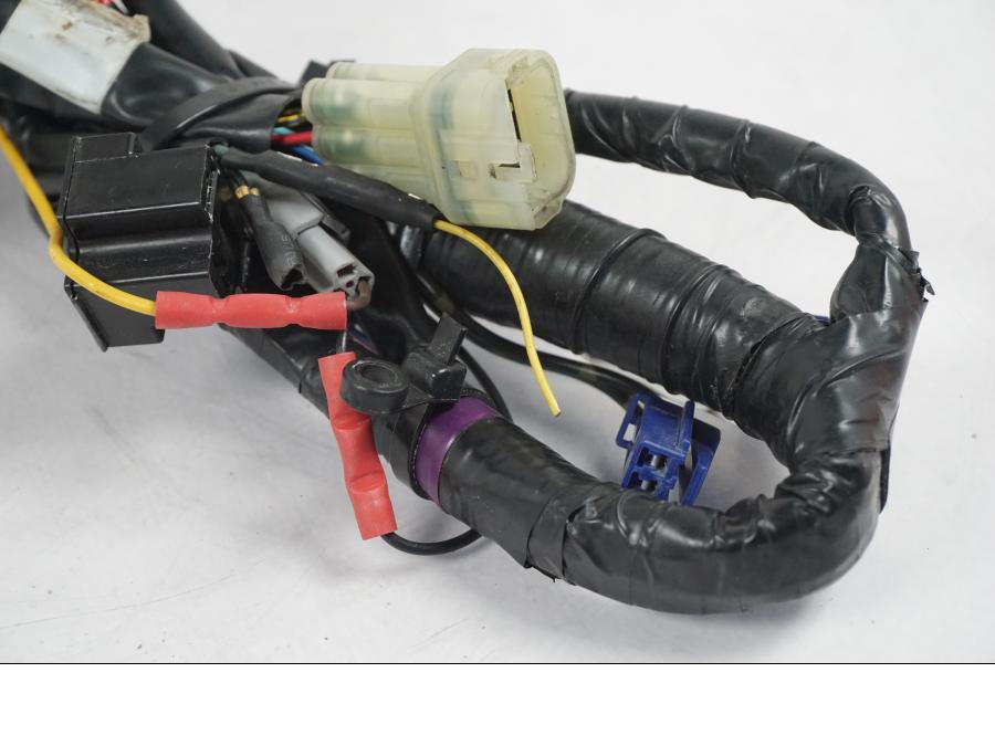 Snett uppifrån på Kablage från en Yamaha YZF 1000 R1 -2007 motorcykel.