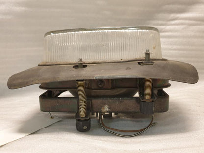 Snett nerifrån på Strålkastare från en Suzuki GSX 400 -1983 motorcykel.