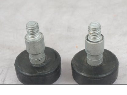 Vänster sida på Bensintankfäste från en KTM 1290 Super Adventure S -2022 motorcykel.