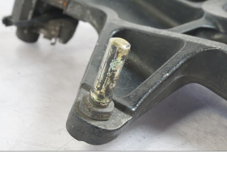 Extrabild2 på Bromsoksfäste från en Honda CBR 1000 F -1999 motorcykel.