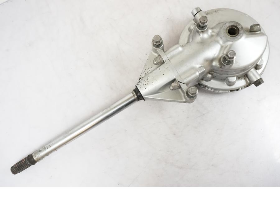 Framsidan på Slutväxel från en Yamaha XVS 1100 -2000 motorcykel.