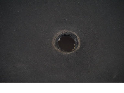 Snett uppifrån på Sadel från en Yamaha MT 125 -2017 motorcykel.